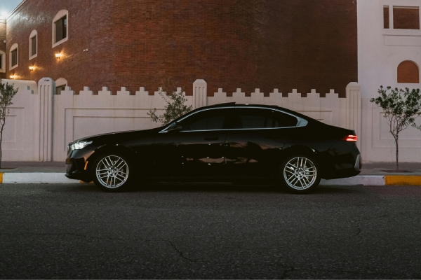 Luxury Car Rental Services